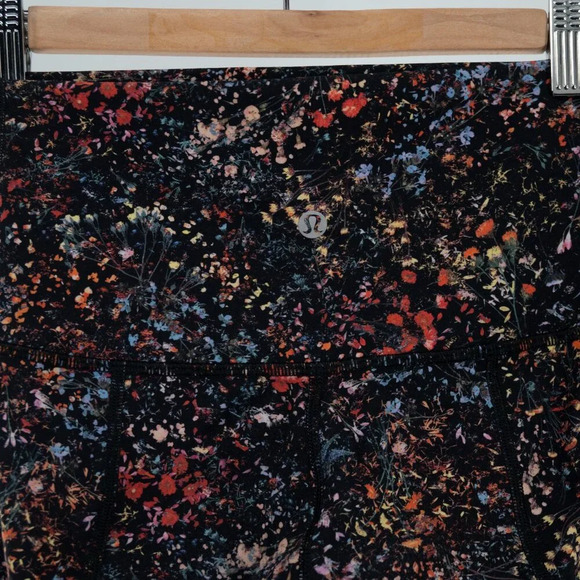 Lululemon Wunder Under Crop II (Special Edition) *Scallop 24" Flowerescent Multi - Picture 5 of 9